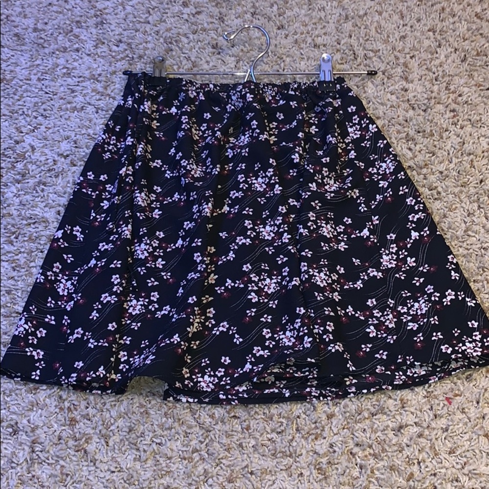 Maddie Style 90s Floral Skirt